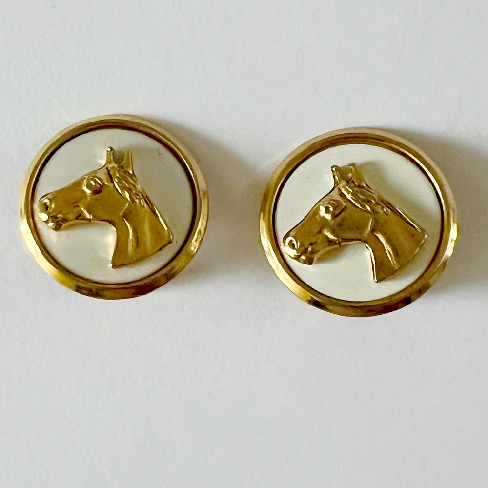 18 kt Gold plated Horse Round Clip on Earrings with base of Mother of Pearl